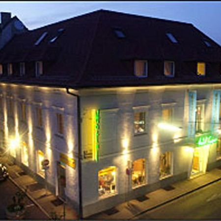 Hotel Geyer Klagenfurt am Woerthersee Bagian luar foto