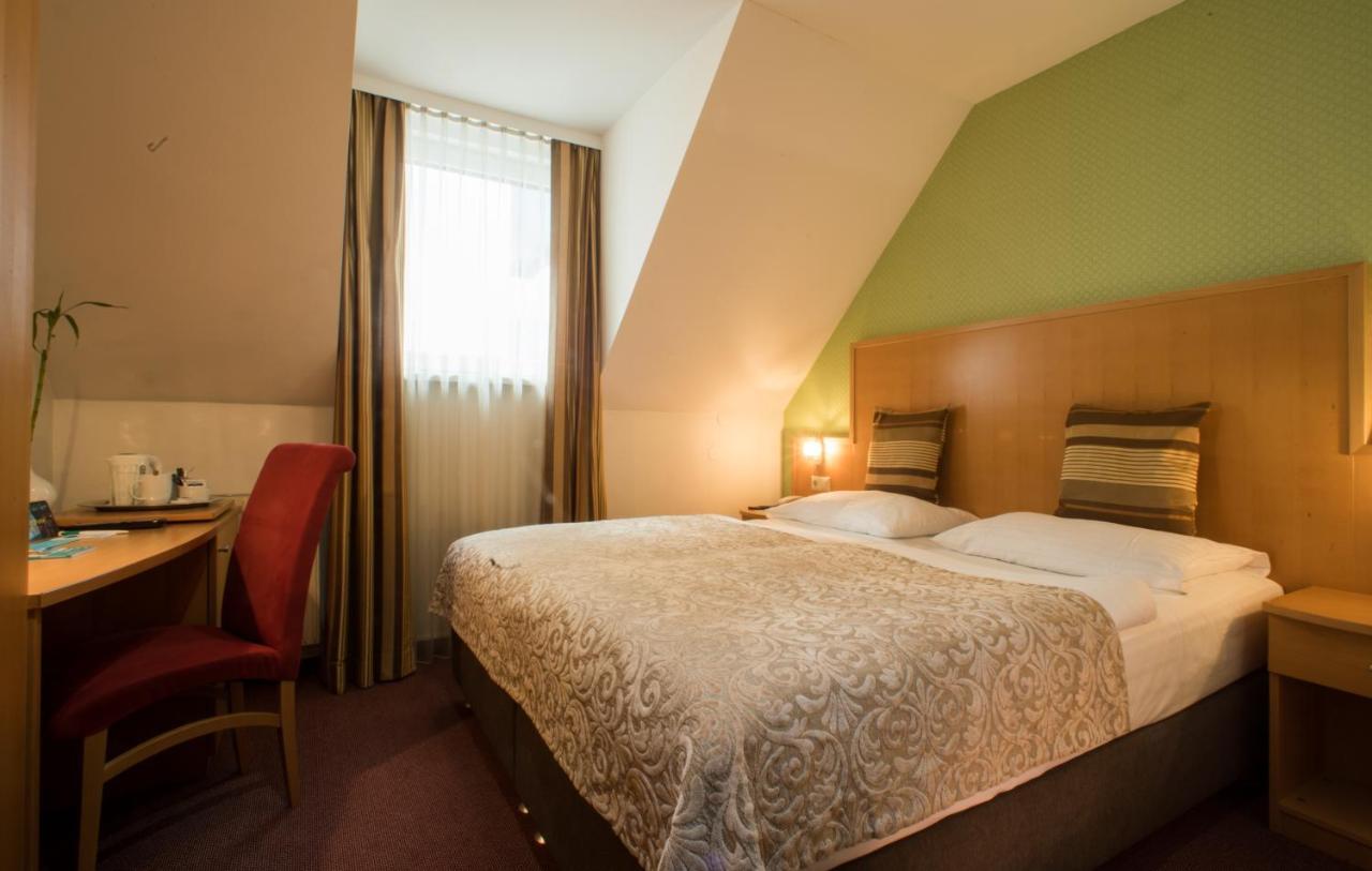 Hotel Geyer Klagenfurt am Woerthersee Bagian luar foto